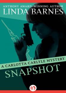 Snapshot (The Carlotta Carlyle Mysteries)